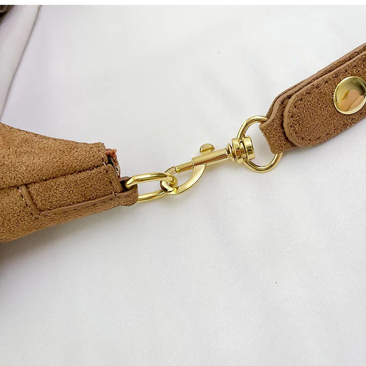 Tassel Designer Women's Bag 2023 Suede Leather Fashion Trend Handbag Half moon Tote Shoulder Crossbody Purse