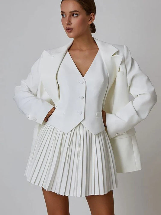 ✨ The 3-Piece Outfit Every Elegant & Modern Woman Needs