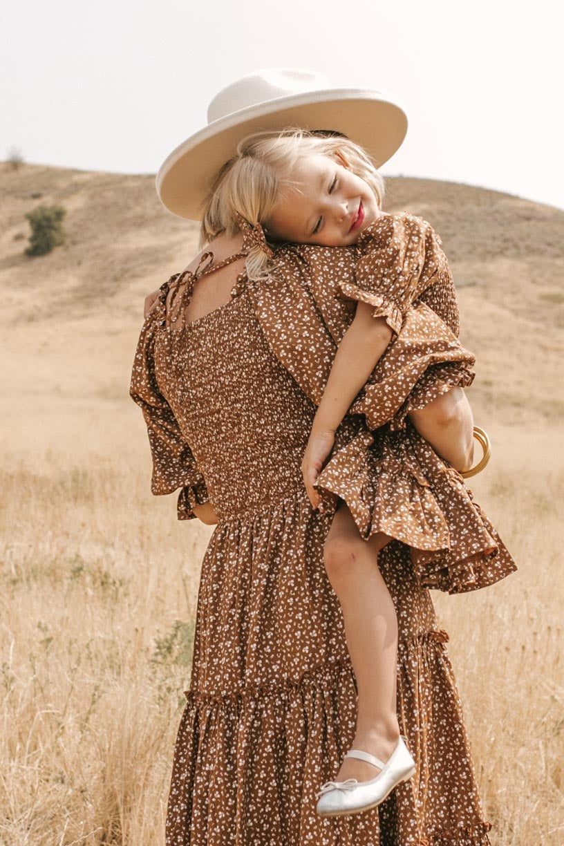 Mom And Daughter Dress Family Matching Clothes Flower Pastoral Style Printed Long Dress For Mother Daughter Mommy And Me Clothes