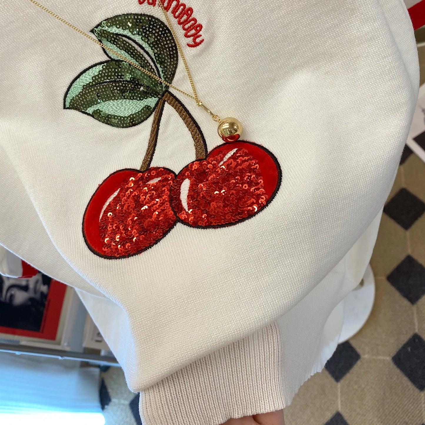 2024 Summer Cherry Sequin Embroidery Knitted T-Shirt Women's Sweet Short-sleeved Pullover Sweater Thin Tshirt Knitwear Tops Tees