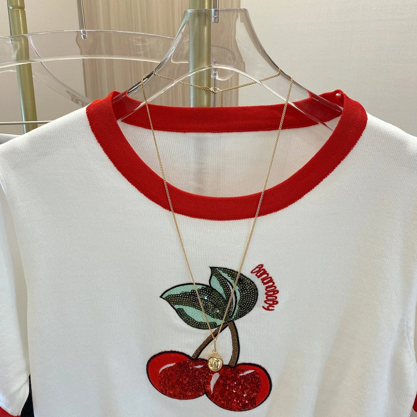 2024 Summer Cherry Sequin Embroidery Knitted T-Shirt Women's Sweet Short-sleeved Pullover Sweater Thin Tshirt Knitwear Tops Tees