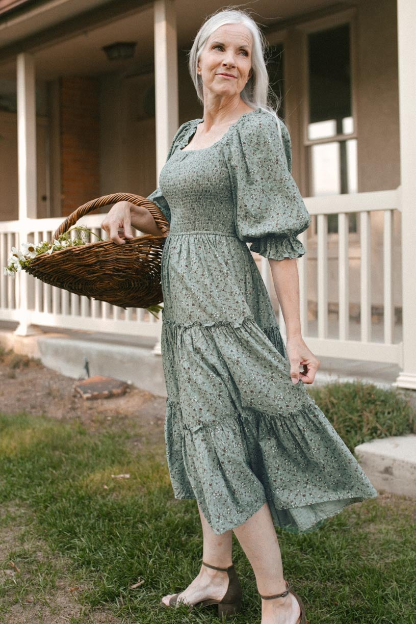 Mom And Daughter Dress Family Matching Clothes Flower Pastoral Style Printed Long Dress For Mother Daughter Mommy And Me Clothes