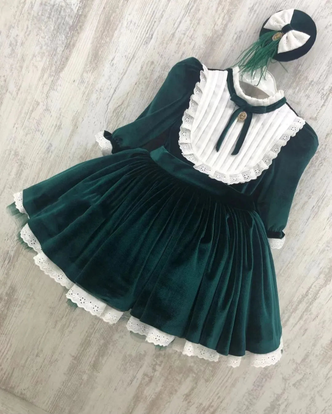 Autumn Winter Green Velvet Vintage Spanish Turkish Princess Ball Gown Dress for Christmas